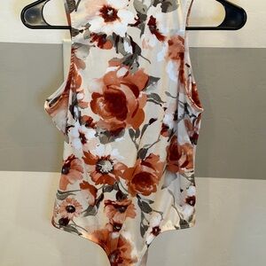 Just Polly Floral Print Sleeveless Bodysuit - Orange and Cream size large
